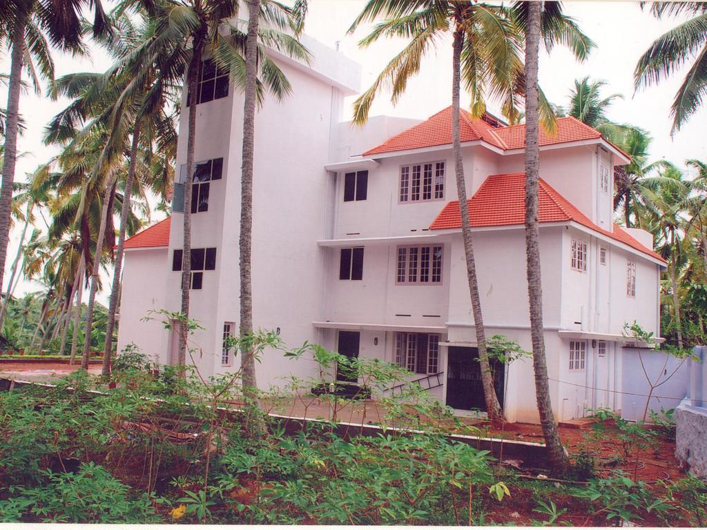 Indeevaram Apartments Kovalam Quarto foto